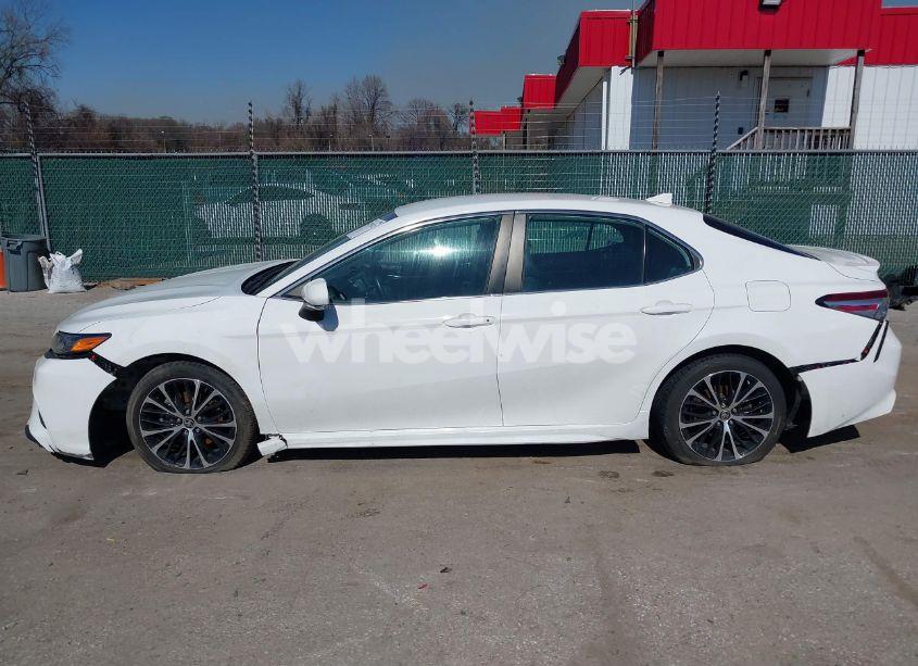 Photo 14 of 2020 Toyota Camry SE AWD (VIN 4T1G11BK2LU008707)