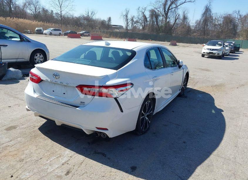 Photo 4 of 2020 Toyota Camry SE AWD (VIN 4T1G11BK2LU008707)