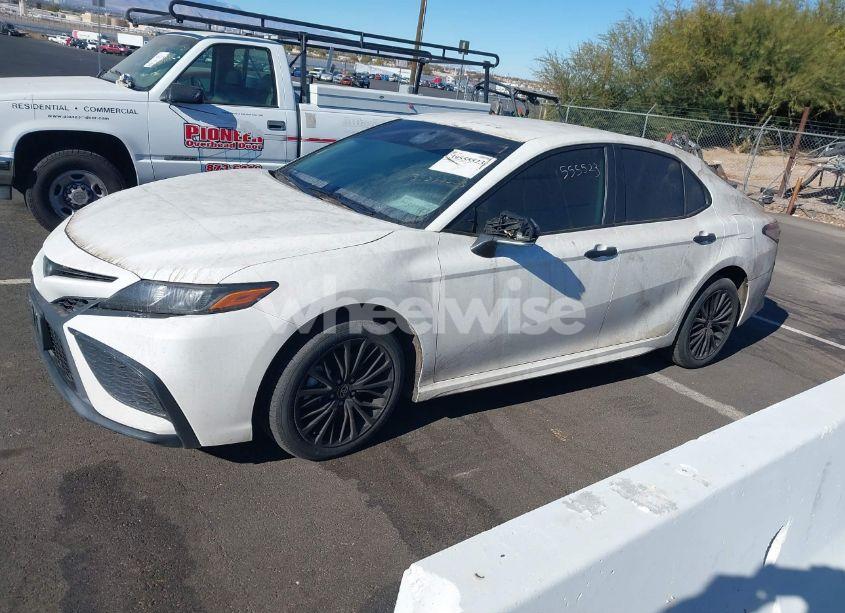 Photo 2 of 2022 Toyota Camry SE NIGHTSHADE SPECIAL AWD (VIN 4T1G11BK2NU058395)