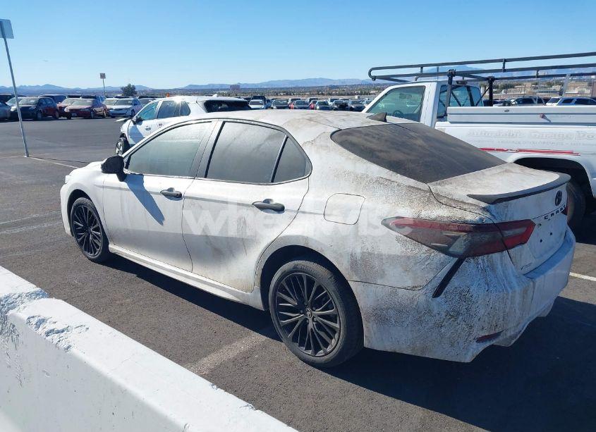 Photo 3 of 2022 Toyota Camry SE NIGHTSHADE SPECIAL AWD (VIN 4T1G11BK2NU058395)