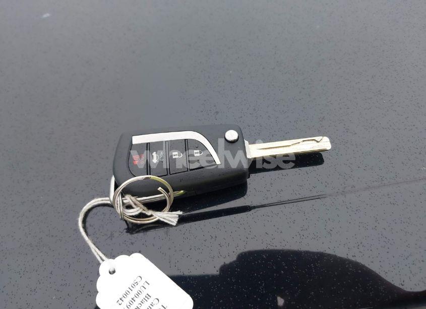 Photo 11 of 2020 Toyota Camry SE AWD (VIN 4T1G11BK3LU004097)