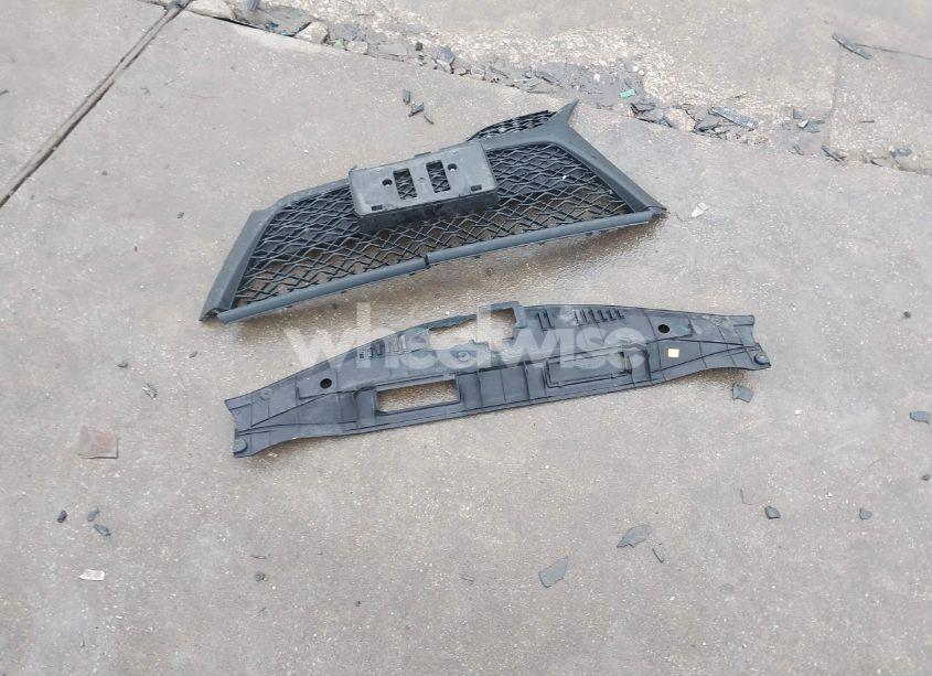 Photo 12 of 2020 Toyota Camry SE AWD (VIN 4T1G11BK3LU004097)