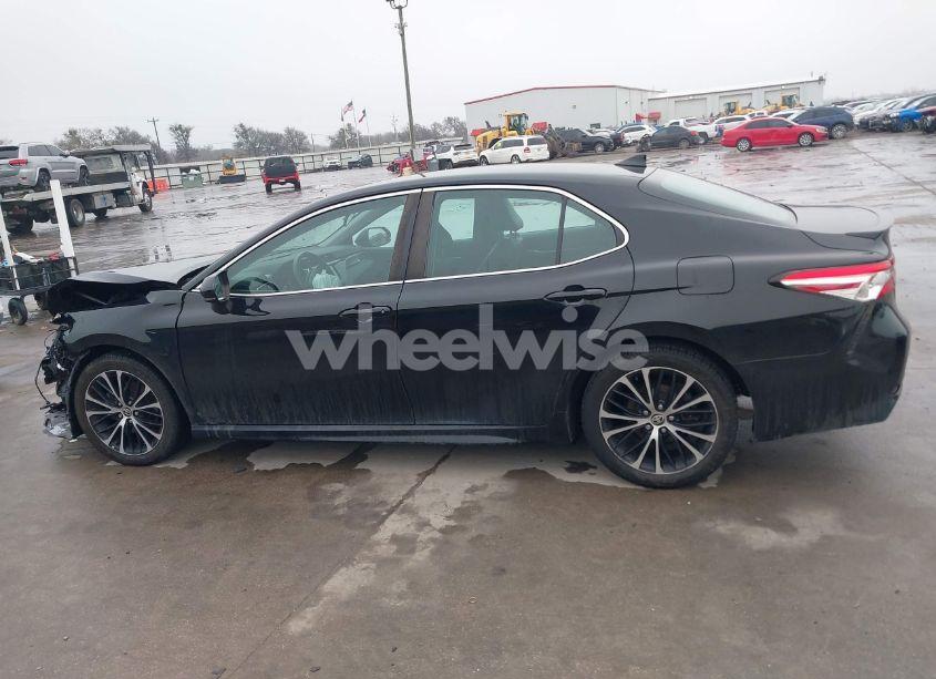 Photo 15 of 2020 Toyota Camry SE AWD (VIN 4T1G11BK3LU004097)