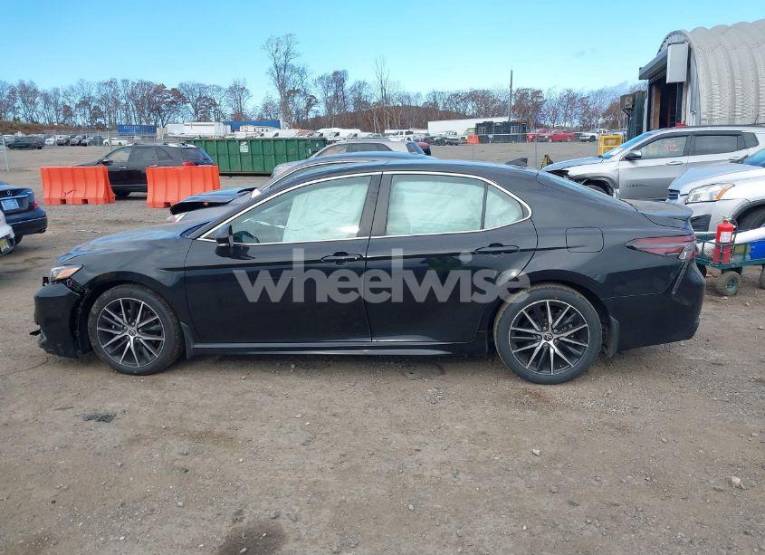 Photo 14 of 2021 Toyota Camry SE AWD (VIN 4T1G11BK3MU041166)