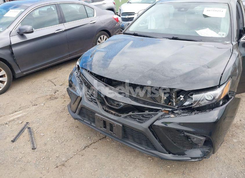Photo 6 of 2021 Toyota Camry SE AWD (VIN 4T1G11BK3MU041166)