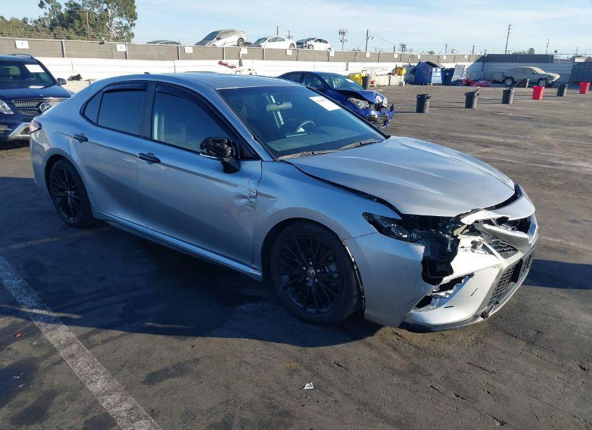 2022 Toyota Camry SE NIGHTSHADE SPECIAL AWD (VIN 4T1G11BK3NU057448) main photo