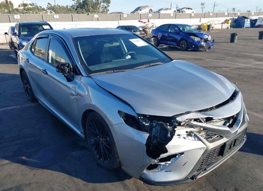 Photo 6 of 2022 Toyota Camry SE NIGHTSHADE SPECIAL AWD (VIN 4T1G11BK3NU057448)