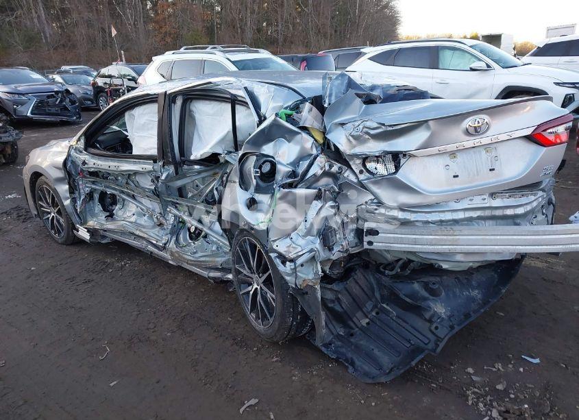 Photo 3 of 2022 Toyota Camry SE AWD (VIN 4T1G11BK3NU072709)