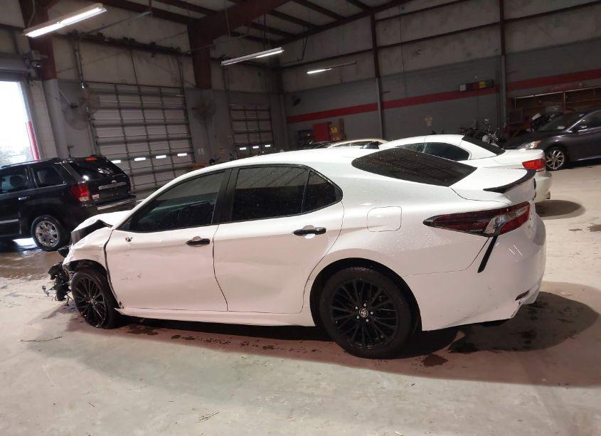 Photo 14 of 2021 Toyota Camry SE NIGHTSHADE EDITION AWD (VIN 4T1G11BK4MU021105)