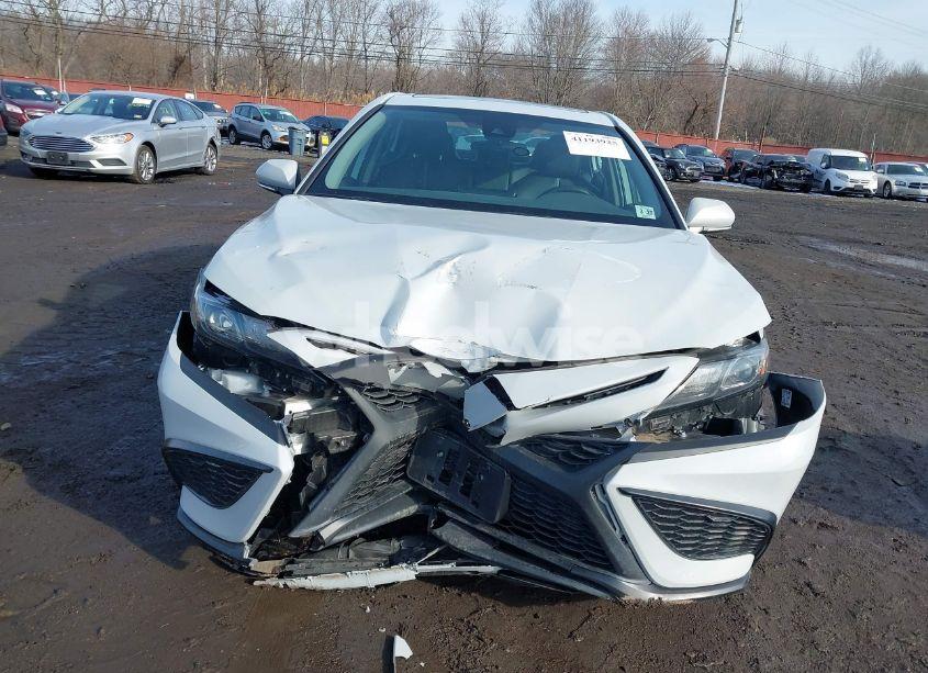 Photo 12 of 2022 Toyota Camry SE AWD (VIN 4T1G11BK4NU060911)