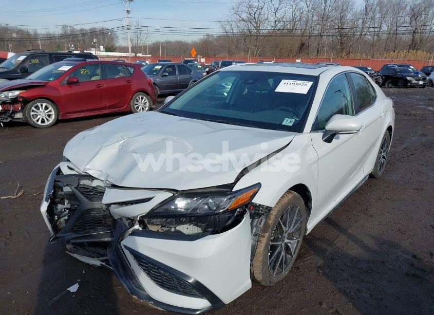 Photo 18 of 2022 Toyota Camry SE AWD (VIN 4T1G11BK4NU060911)