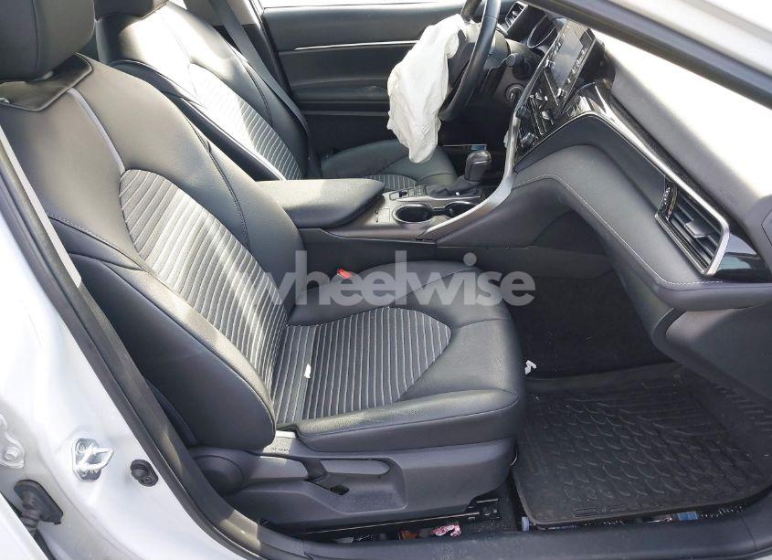 Photo 5 of 2022 Toyota Camry SE AWD (VIN 4T1G11BK4NU060911)