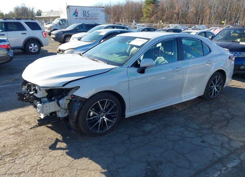Photo 2 of 2023 Toyota Camry SE AWD (VIN 4T1G11BK4PU081941)