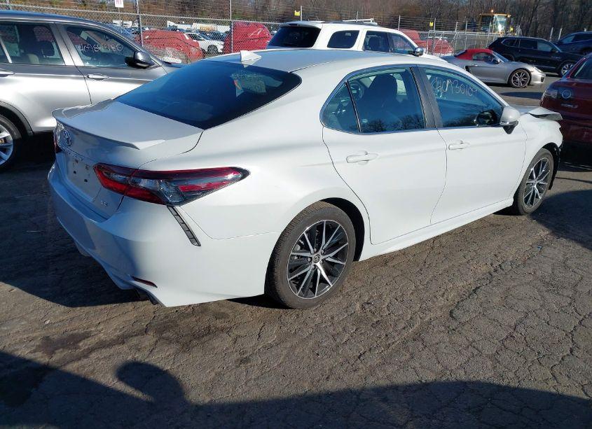Photo 4 of 2023 Toyota Camry SE AWD (VIN 4T1G11BK4PU081941)
