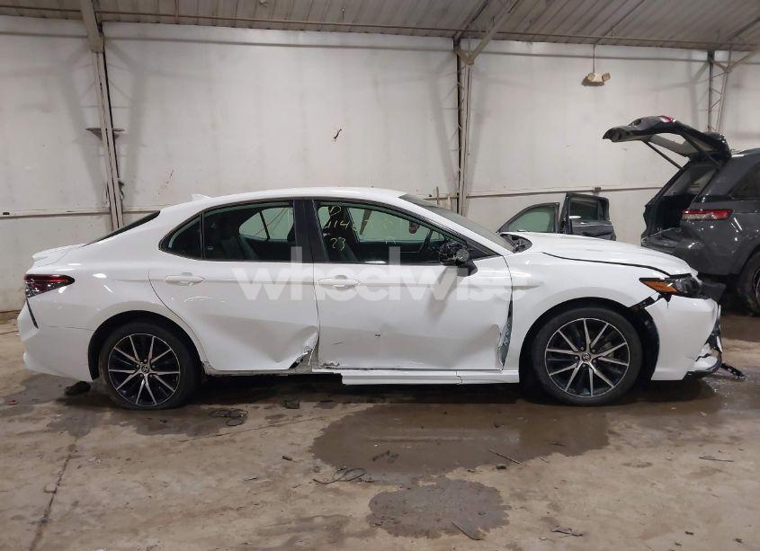 Photo 13 of 2023 Toyota Camry SE AWD (VIN 4T1G11BK4PU105820)