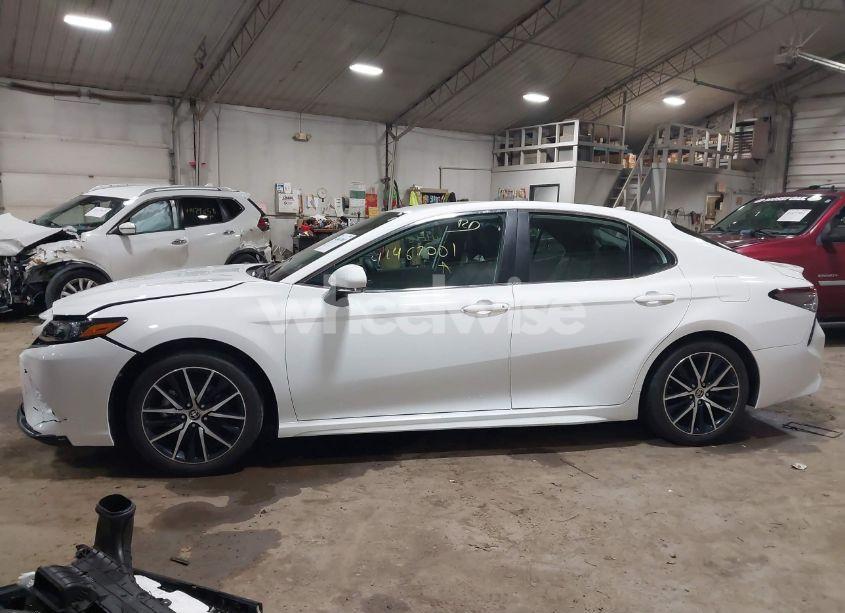 Photo 14 of 2023 Toyota Camry SE AWD (VIN 4T1G11BK4PU105820)