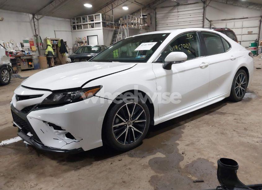 Photo 2 of 2023 Toyota Camry SE AWD (VIN 4T1G11BK4PU105820)