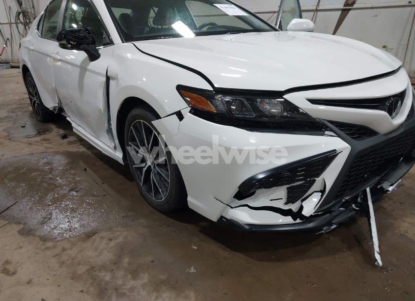 Photo 6 of 2023 Toyota Camry SE AWD (VIN 4T1G11BK4PU105820)
