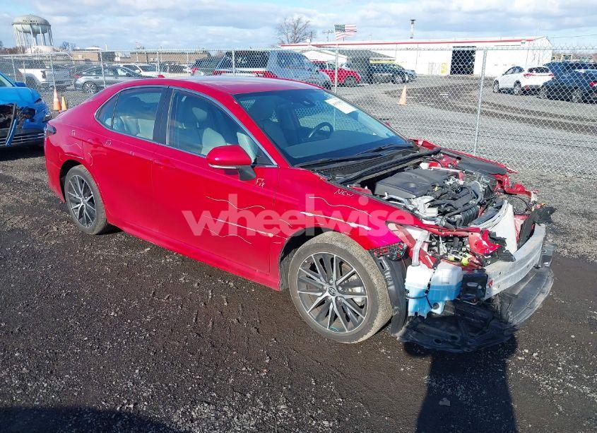 2023 Toyota Camry SE AWD (VIN 4T1G11BK5PU081673) main photo