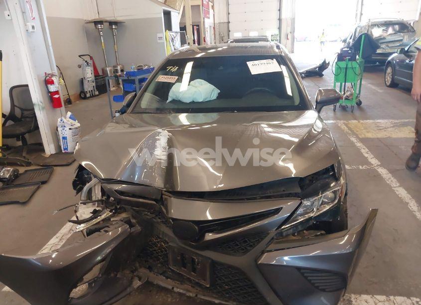 Photo 13 of 2020 Toyota Camry SE AWD (VIN 4T1G11BK6LU011335)