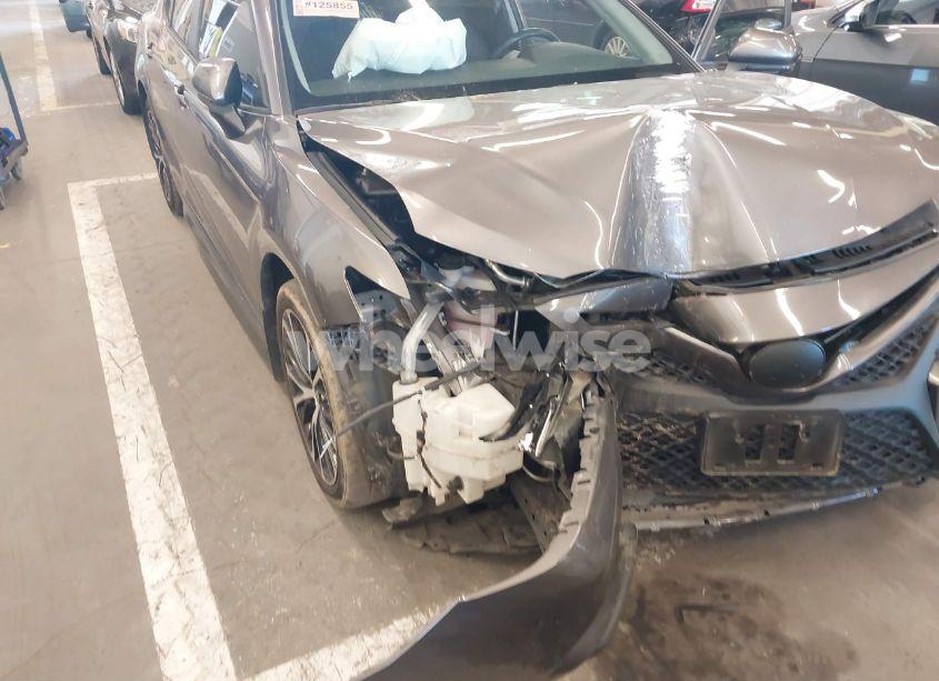 Photo 6 of 2020 Toyota Camry SE AWD (VIN 4T1G11BK6LU011335)