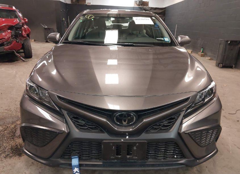 Photo 13 of 2024 Toyota Camry SE (VIN 4T1G11BK6RU110813)