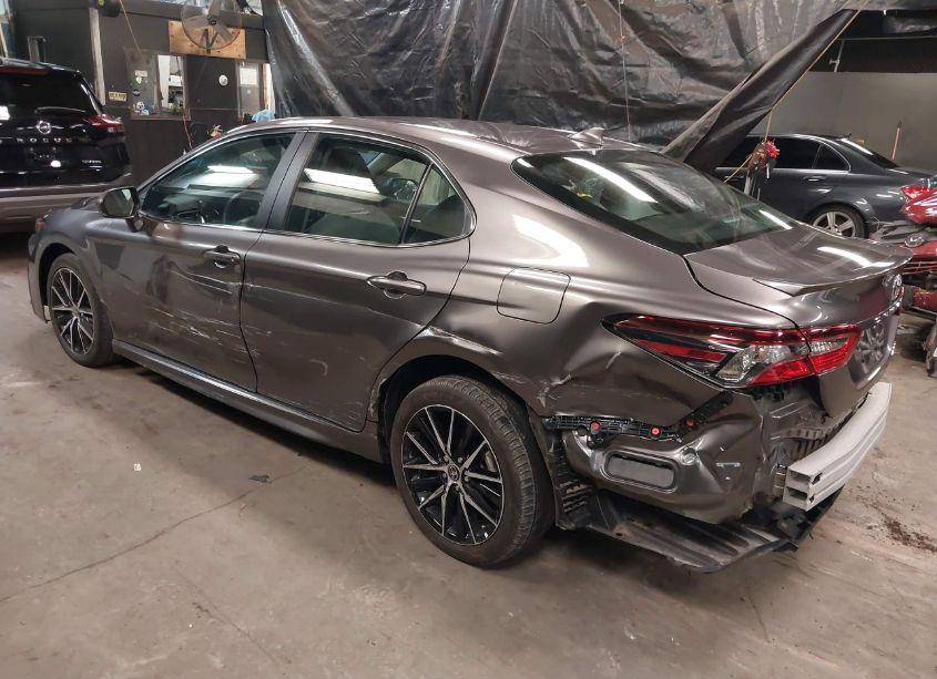 Photo 3 of 2024 Toyota Camry SE (VIN 4T1G11BK6RU110813)