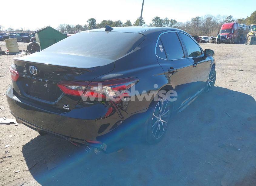 Photo 4 of 2024 Toyota Camry SE (VIN 4T1G11BK6RU119706)