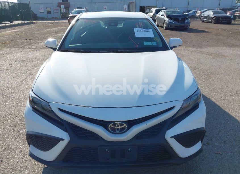 Photo 12 of 2024 Toyota Camry SE (VIN 4T1G11BK6RU121908)