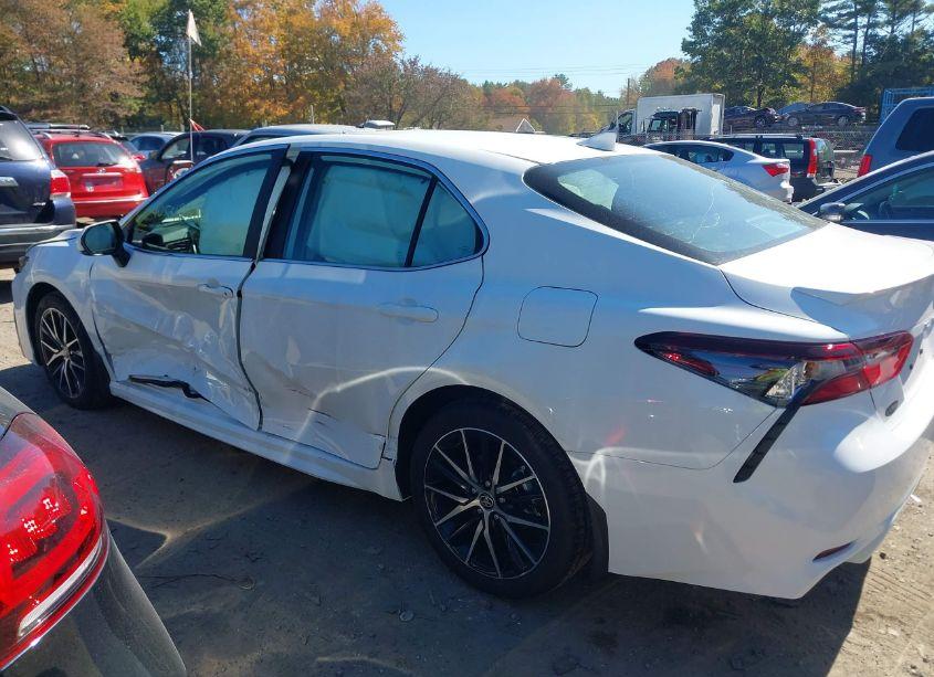 Photo 14 of 2024 Toyota Camry SE (VIN 4T1G11BK6RU128955)