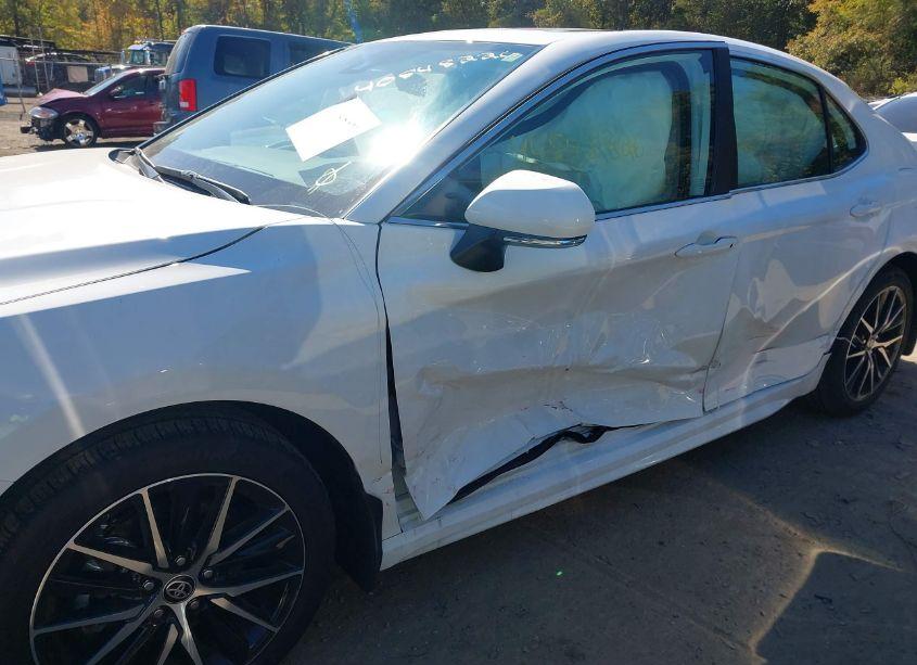 Photo 6 of 2024 Toyota Camry SE (VIN 4T1G11BK6RU128955)