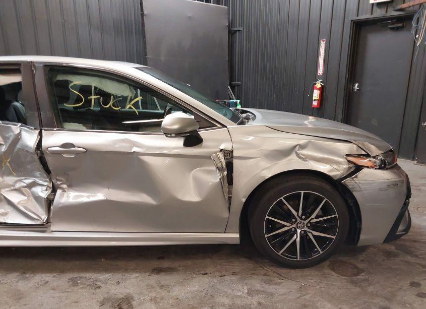 Photo 19 of 2021 Toyota Camry SE AWD (VIN 4T1G11BK7MU030932)