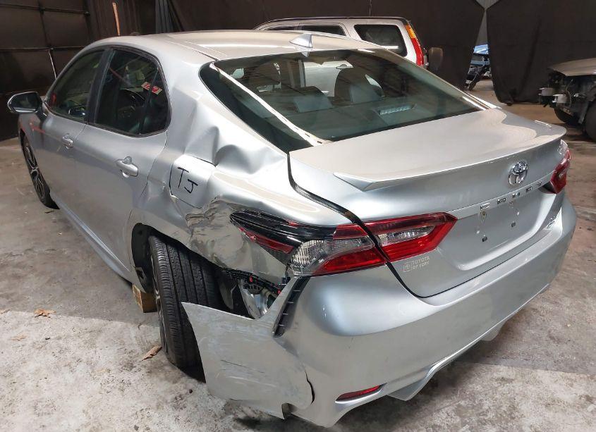 Photo 3 of 2021 Toyota Camry SE AWD (VIN 4T1G11BK7MU030932)