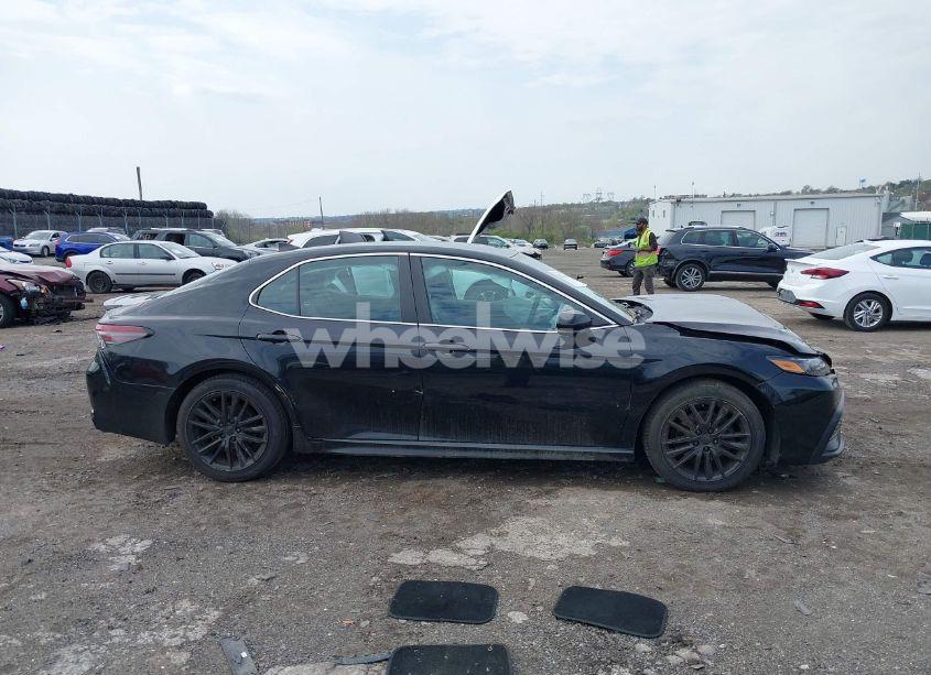 Photo 13 of 2021 Toyota Camry SE AWD (VIN 4T1G11BK7MU037007)