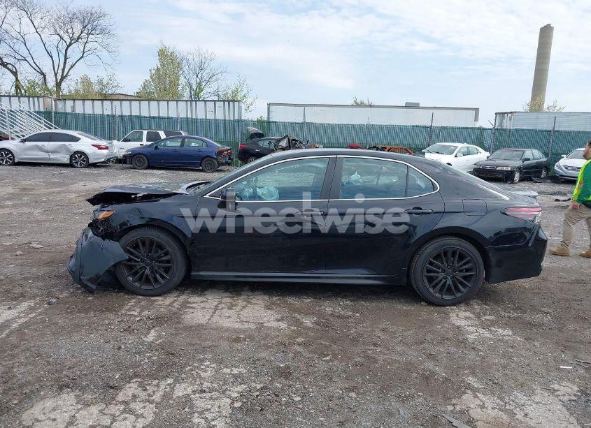 Photo 14 of 2021 Toyota Camry SE AWD (VIN 4T1G11BK7MU037007)