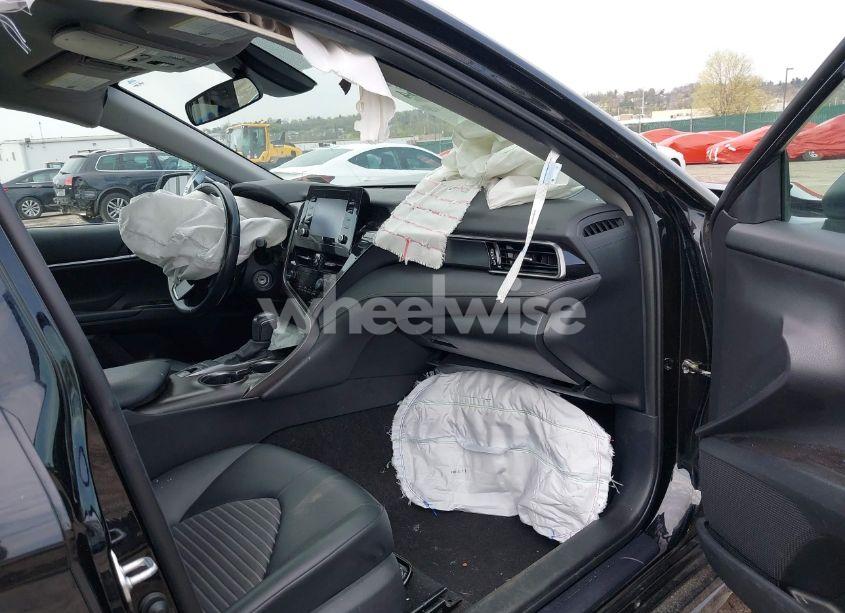 Photo 5 of 2021 Toyota Camry SE AWD (VIN 4T1G11BK7MU037007)