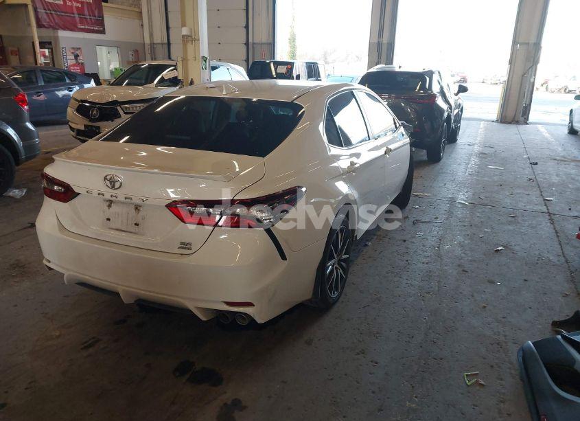 Photo 4 of 2021 Toyota Camry SE AWD (VIN 4T1G11BK7MU037864)