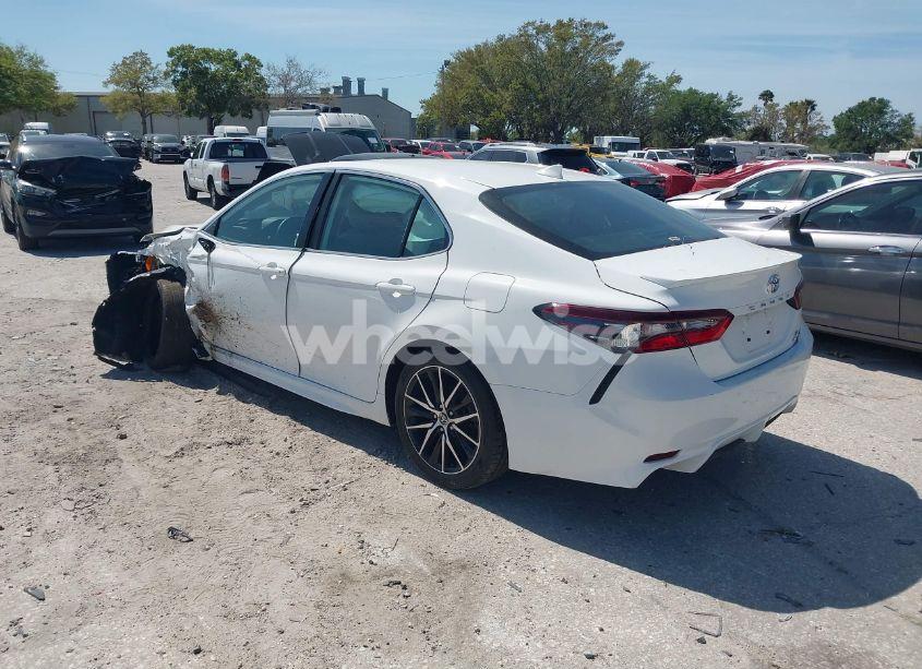 Photo 3 of 2023 Toyota Camry SE AWD (VIN 4T1G11BK7PU097308)