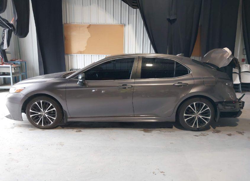 Photo 15 of 2020 Toyota Camry SE AWD (VIN 4T1G11BK8LU004838)