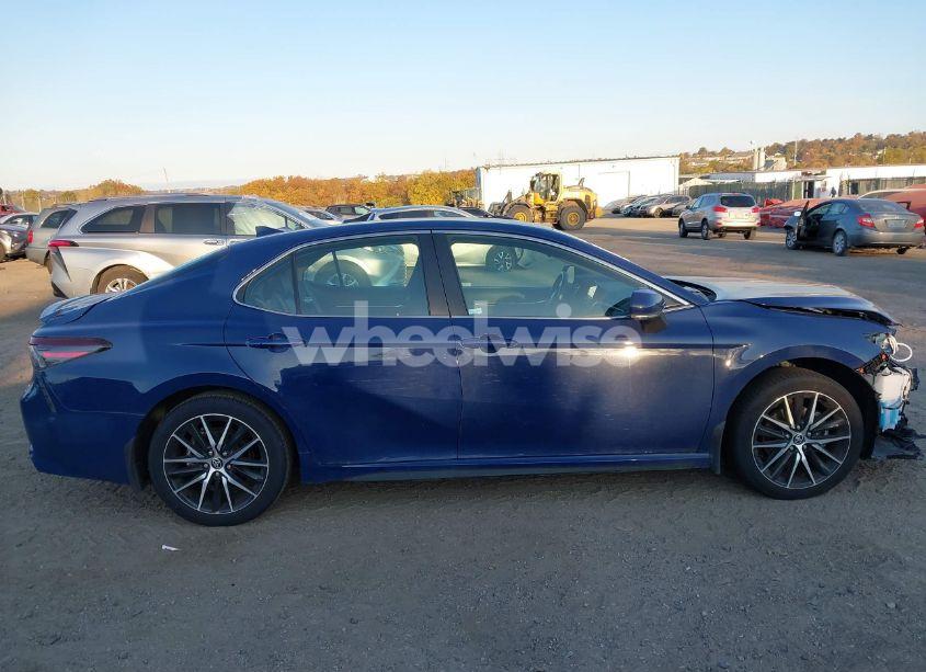 Photo 13 of 2024 Toyota Camry SE (VIN 4T1G11BK8RU111428)