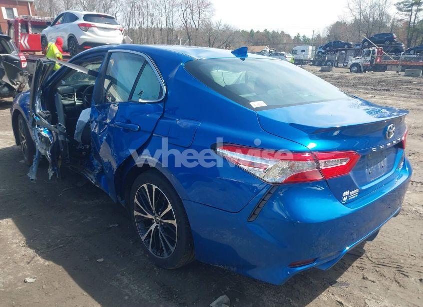 Photo 3 of 2020 Toyota Camry SE AWD (VIN 4T1G11BK9LU016562)