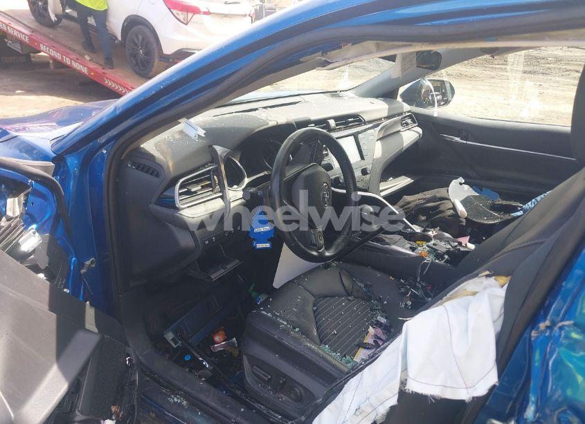 Photo 5 of 2020 Toyota Camry SE AWD (VIN 4T1G11BK9LU016562)