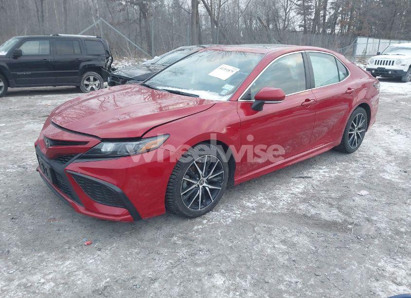 Photo 2 of 2021 Toyota Camry SE AWD (VIN 4T1G11BK9MU035890)