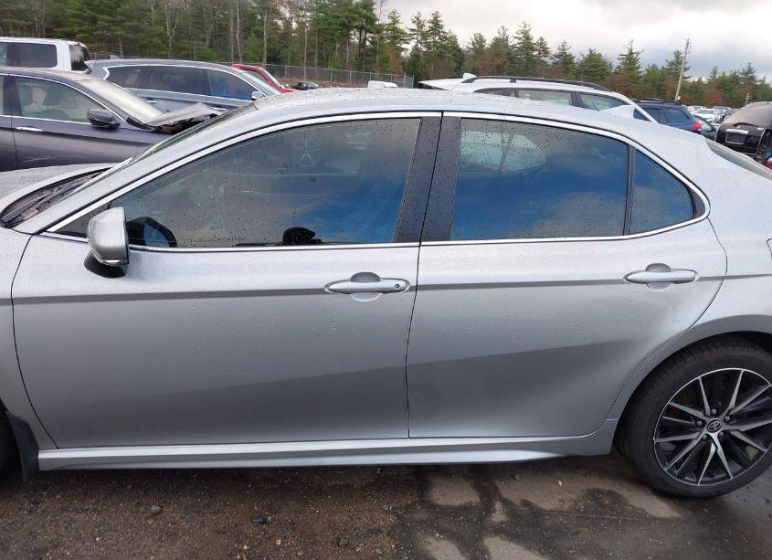 Photo 15 of 2022 Toyota Camry SE AWD (VIN 4T1G11BK9NU066915)