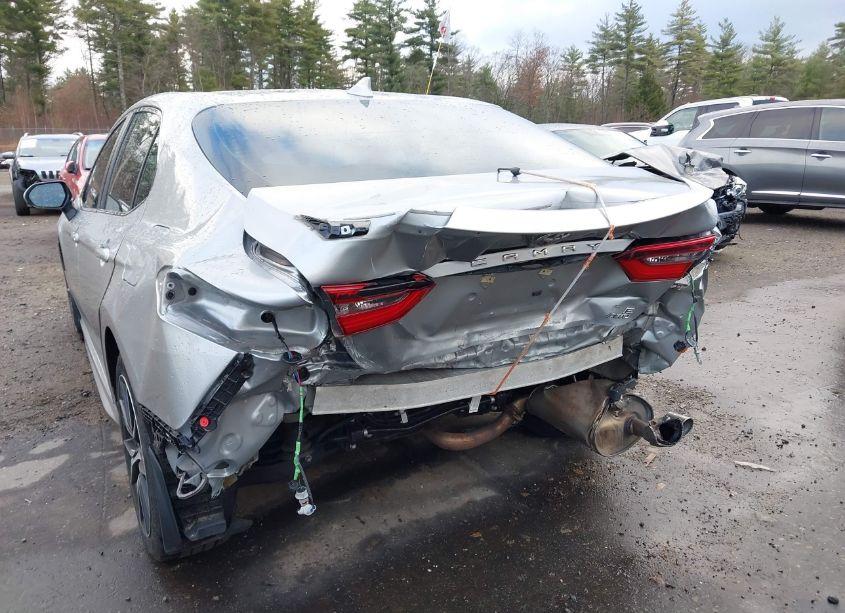 Photo 6 of 2022 Toyota Camry SE AWD (VIN 4T1G11BK9NU066915)