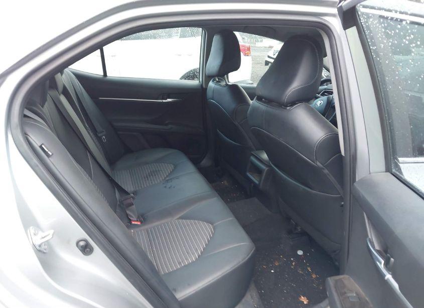 Photo 8 of 2022 Toyota Camry SE AWD (VIN 4T1G11BK9NU066915)