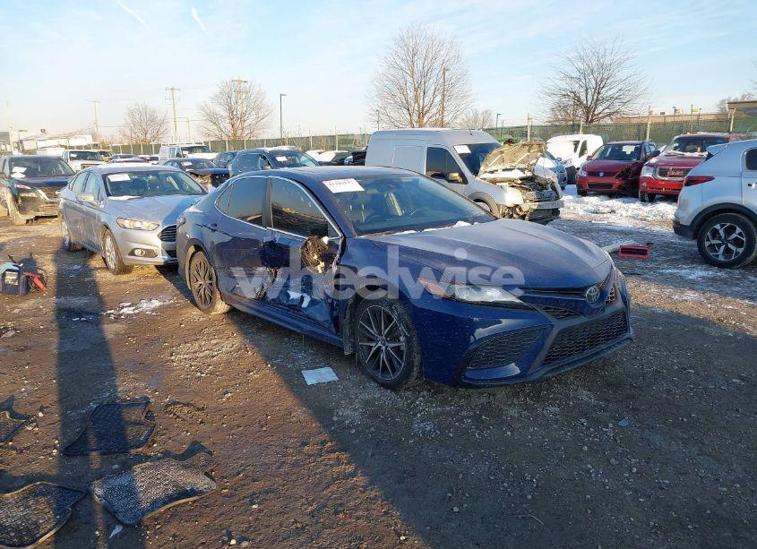 2023 Toyota Camry SE AWD (VIN 4T1G11BK9PU090215) main photo