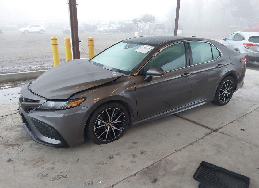 Photo 2 of 2023 Toyota Camry SE AWD (VIN 4T1G11BK9PU105053)