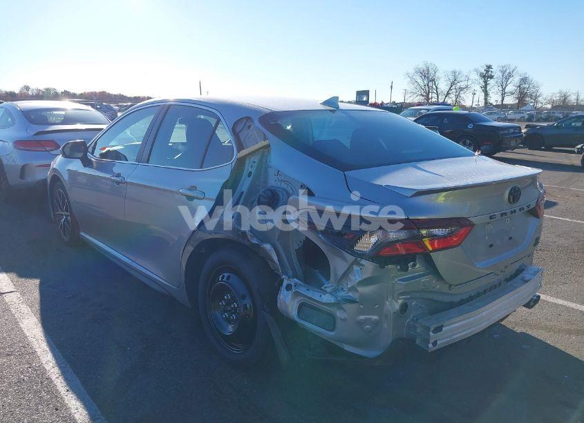 Photo 6 of 2024 Toyota Camry SE (VIN 4T1G11BK9RU112815)