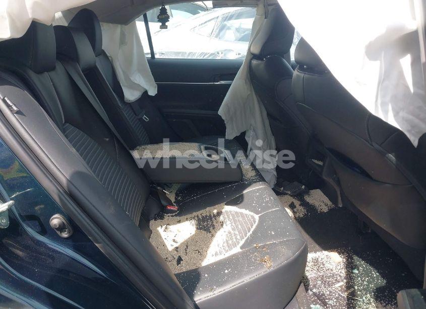 Photo 8 of 2020 Toyota Camry SE AWD (VIN 4T1G11BKXLU002444)